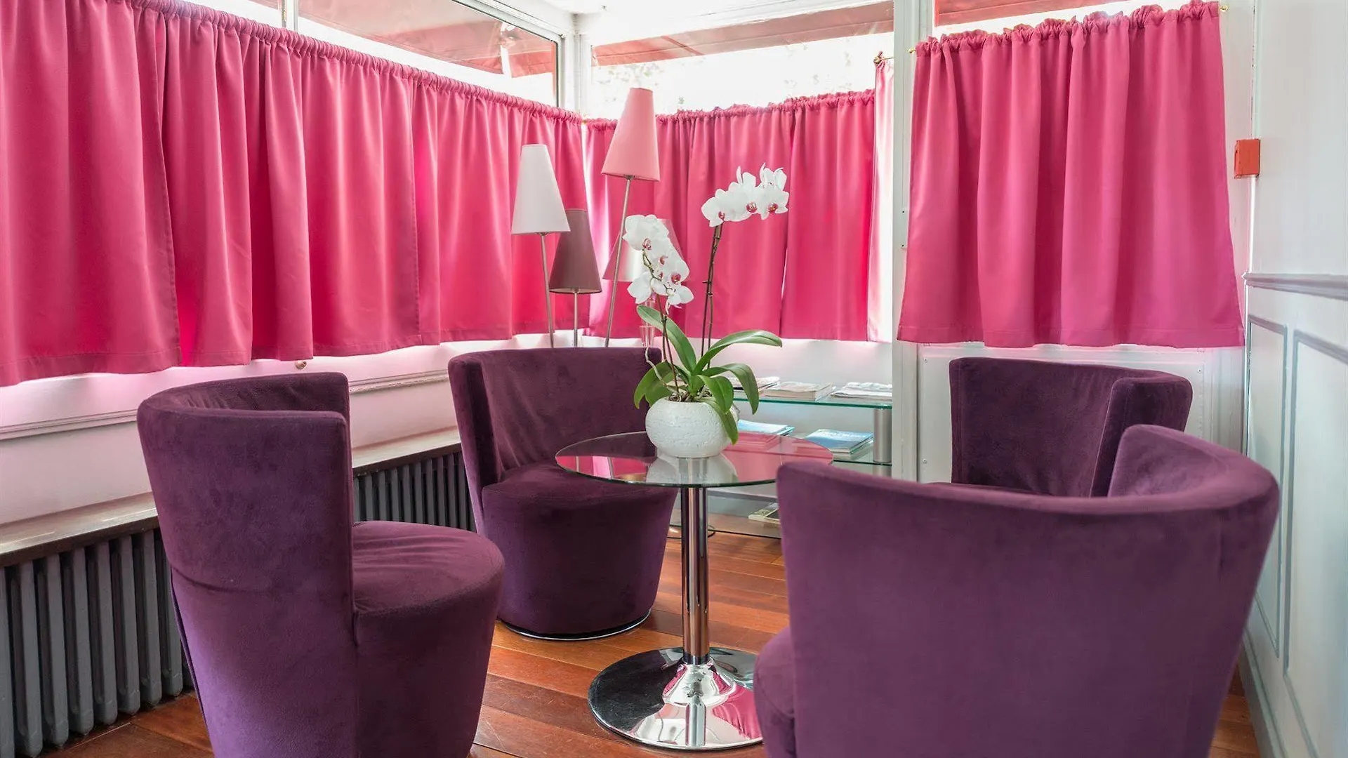 Clarisse Hotel 3*